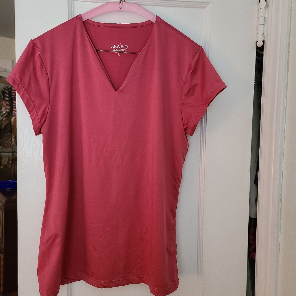 Athletic V-neck top
